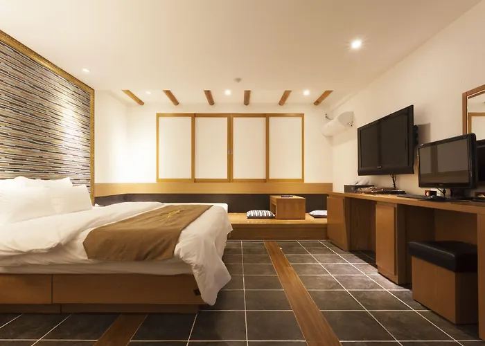 Hotel Leaders