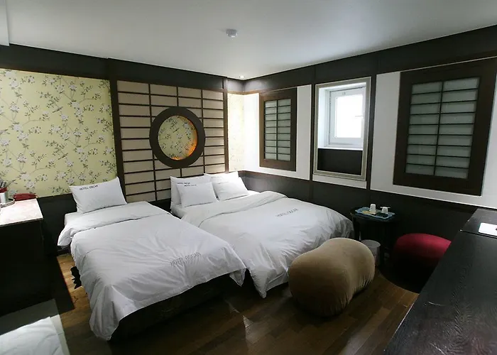 Leaders Hotel