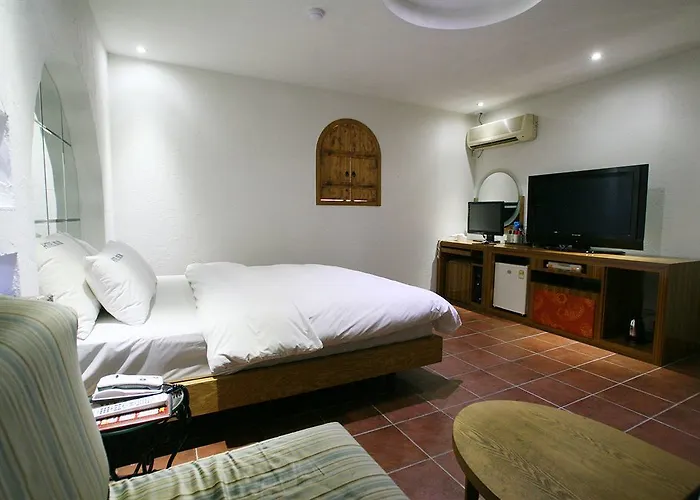 Leaders Hotel 2*